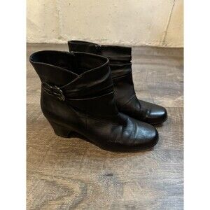 Clarks Artisan Leyden Leather Heeled Ankle Booties Sz 8.5 Black Buckle Zip
